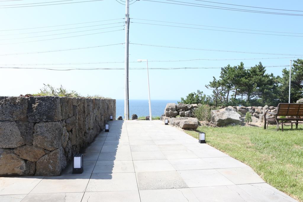 Plumeria Pension Jeju Extérieur photo
