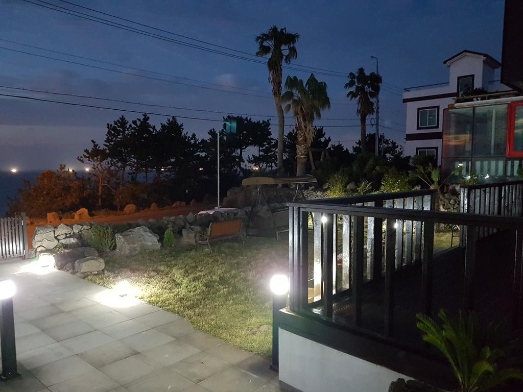 Plumeria Pension Jeju Extérieur photo